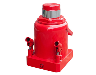Will the hydraulic oil of the jack expire