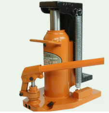 Why is the load-bearing capacity of the claw part of a claw jack half that of the top
