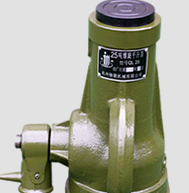 What should I do if the screw jack cannot be pressed down