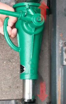 Will there be unstable lifting when using a screw jack upside down