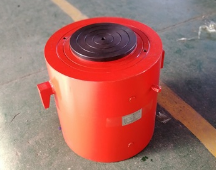 Maintenance methods for anti-aging sealing rings of hydraulic jacks